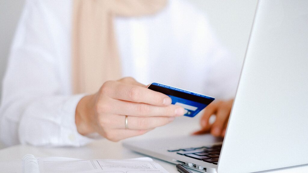 Creditcard: Wat Betekent ‘Geldig Tot’ of ‘Tot en Met’?