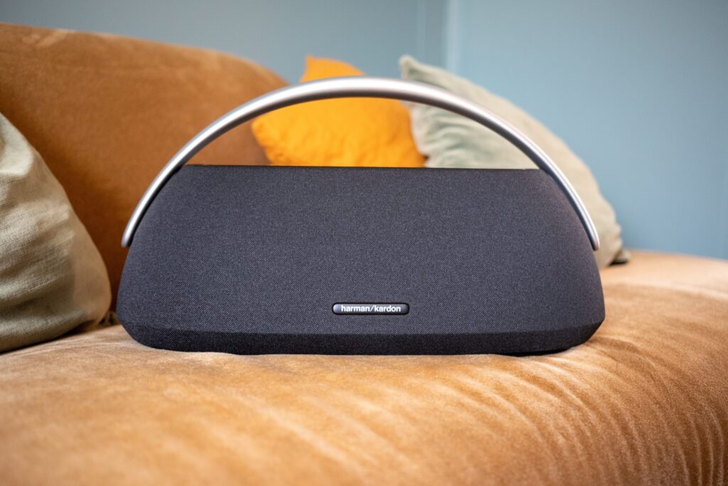 Harman Kardon Go + Play 3 Review: De Perfecte Draagbare Luidspreker voor Muziekliefhebbers