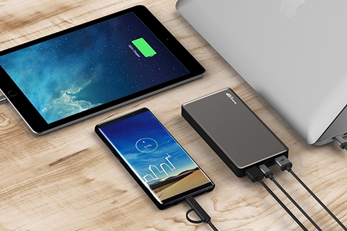 Hoe Groot Mag je Powerbank Zijn in een Vliegtuig? Tips en Regels voor Veilig Vliegen