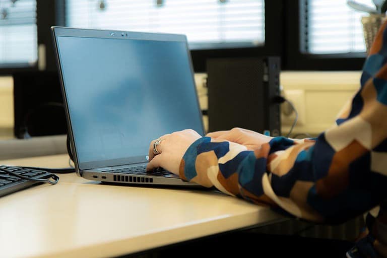 Wat is Mobile Device Management? Ontdek de Voordelen en Implementatie Tips!